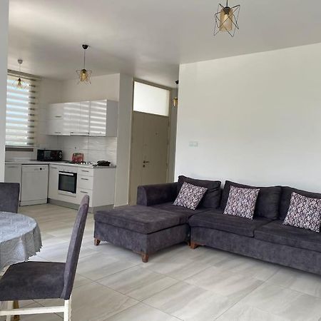 Girne/Zeytinlik 2+1 Muhtesem Terasli Daire 외부 사진